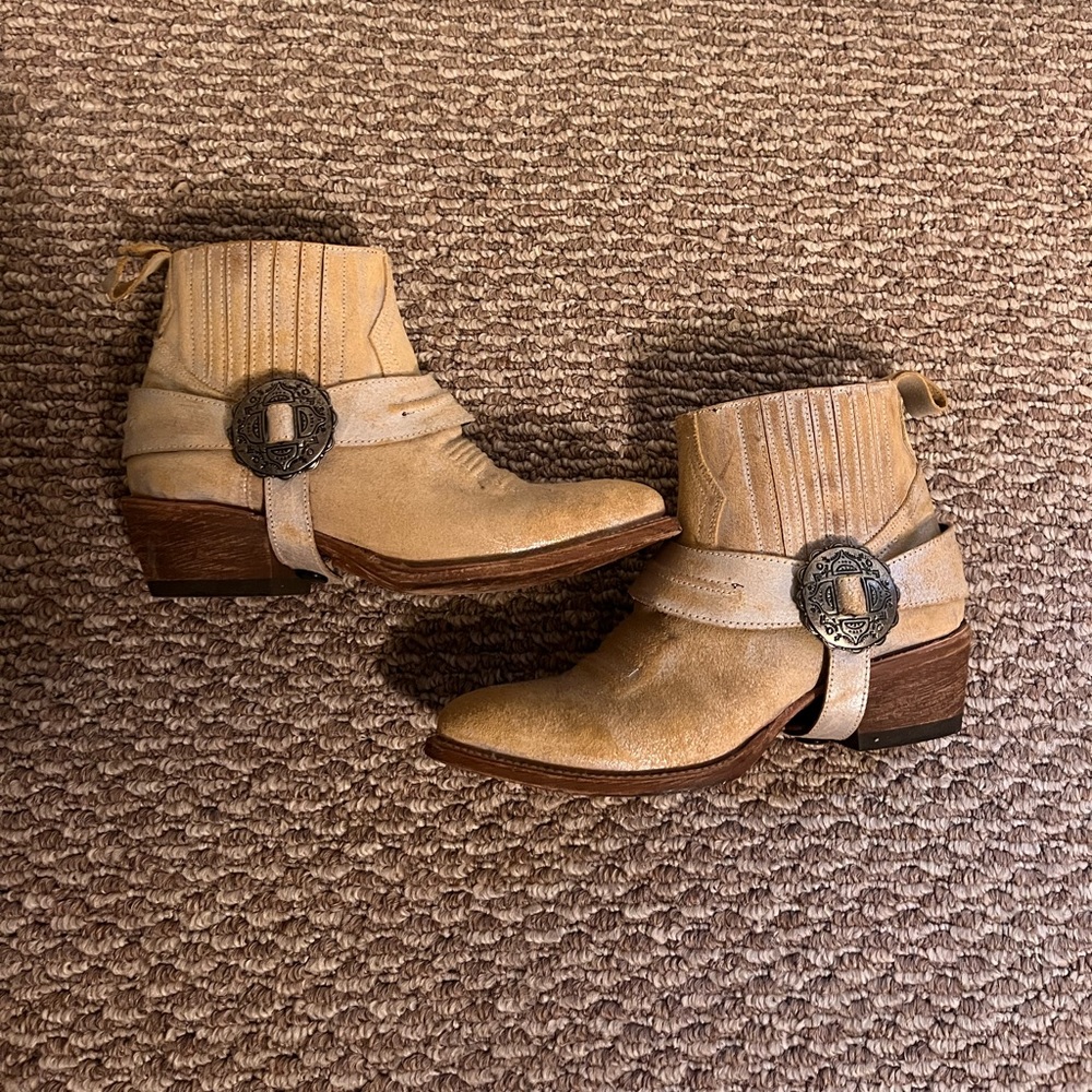 Matissse Cowboy Ankle Boots